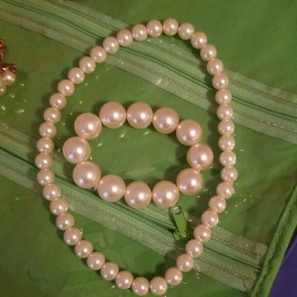 Pearl Obsession Bundle - Picture 4 of 4